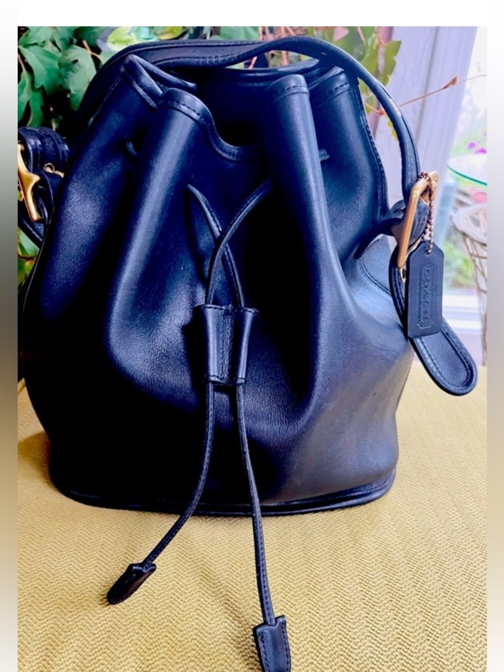 VINTAGE LULAS LEGACY Bag in prefect shape